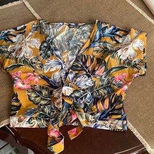 Ladies shein crop top